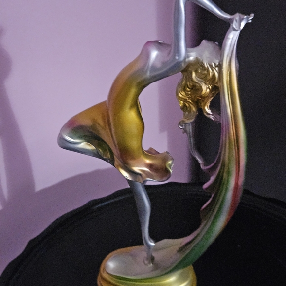 Art Deco Ballet Abstract Dancing Girl Resin Sculpture Home Decor - Picture 7 of 7
